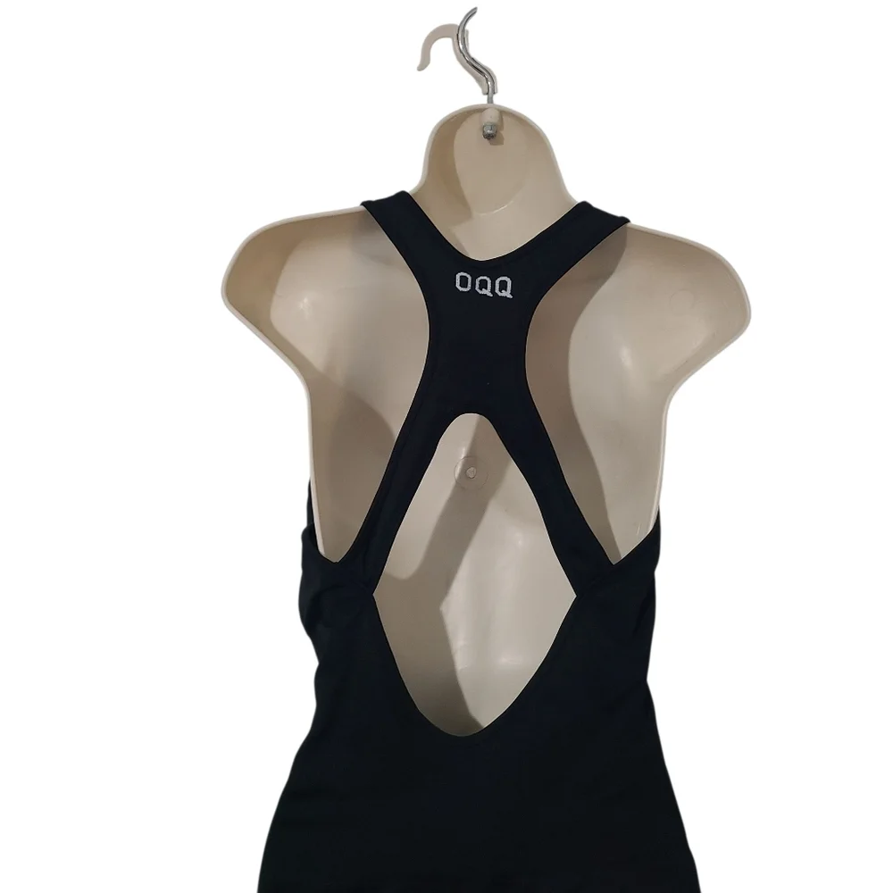 Black Open Back Workout Romper - Picture 4 of 5